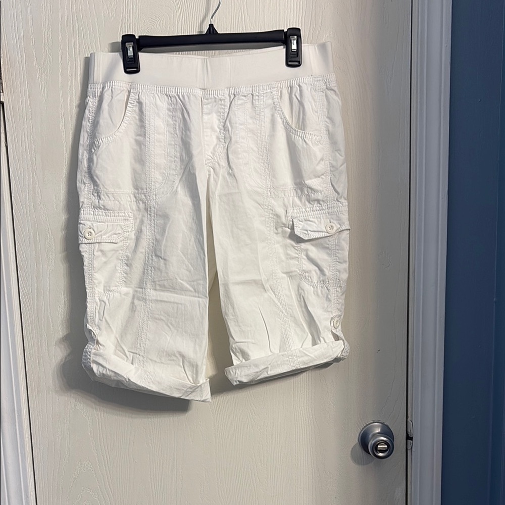 Gloria Vanderbilt White Cropped Pants